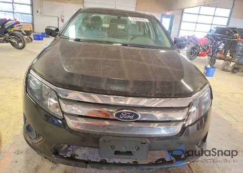 2010 Ford Fusion S z USA, uszkodzony, nr VIN 3FAHP0GA8AR295269